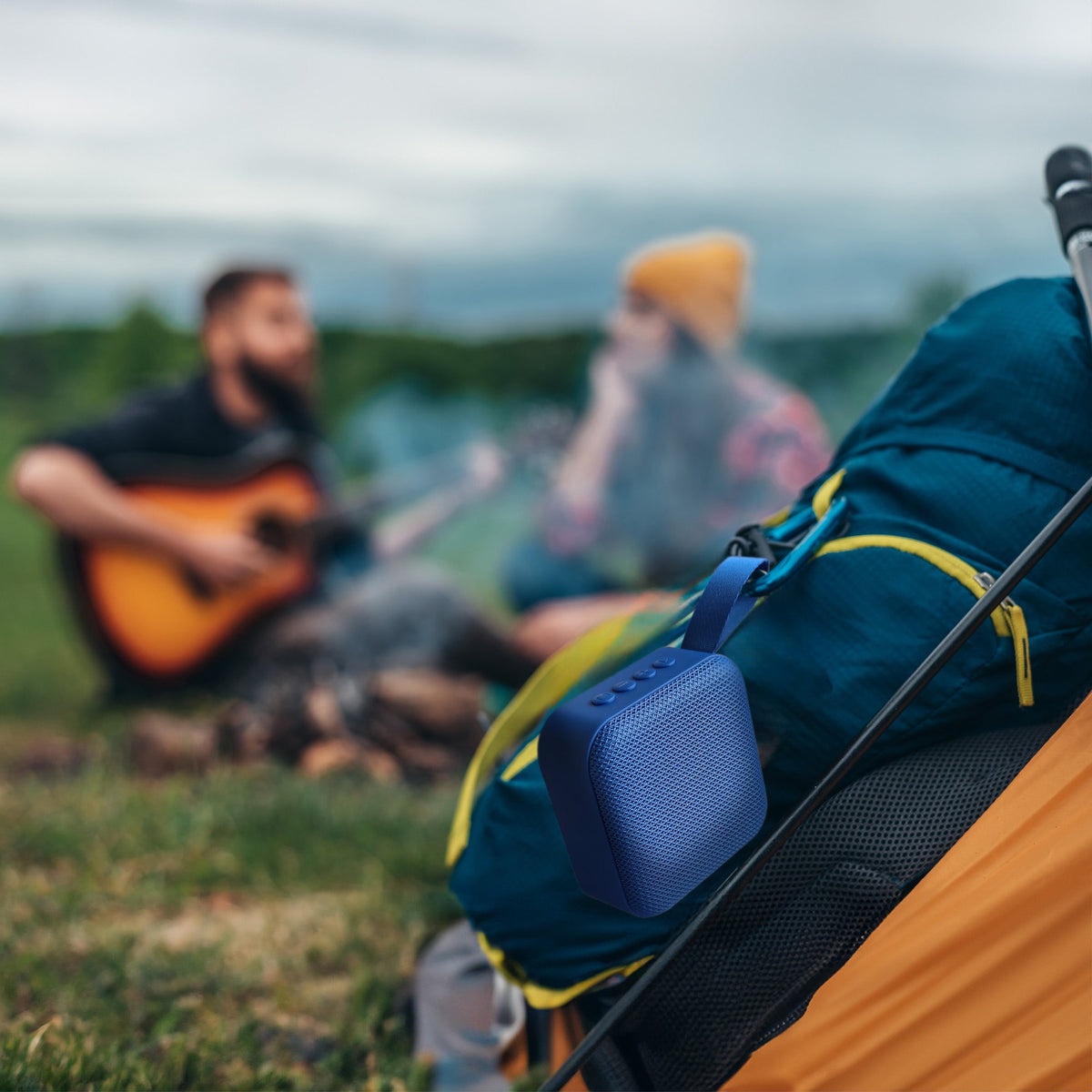 Adventure Power & Sound Bundle – Portable Solar Power Bank + 360° Wireless Speaker