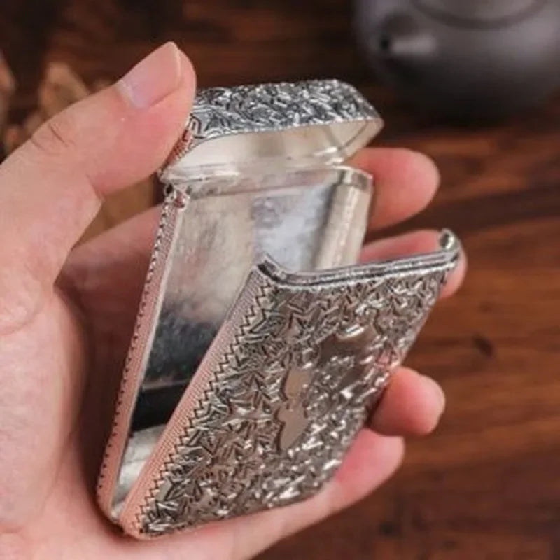 Retro Metal Hand-carved Cigarette Case for 14 Man Cigarettes Peaky Blinders Shelby Style Flick Box Holder Portable Smoking Tools