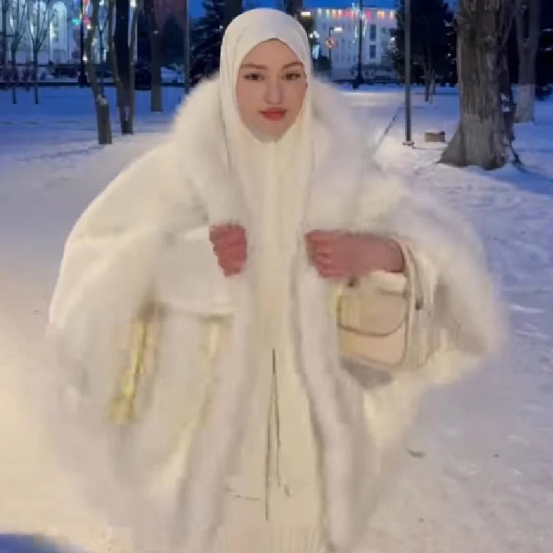 Women Luxury Furry Trim Hooded Cape Coat Warm Loose White Shawl Cloak Winter Fashion Evening Party Festival Elegant Lady Outfit