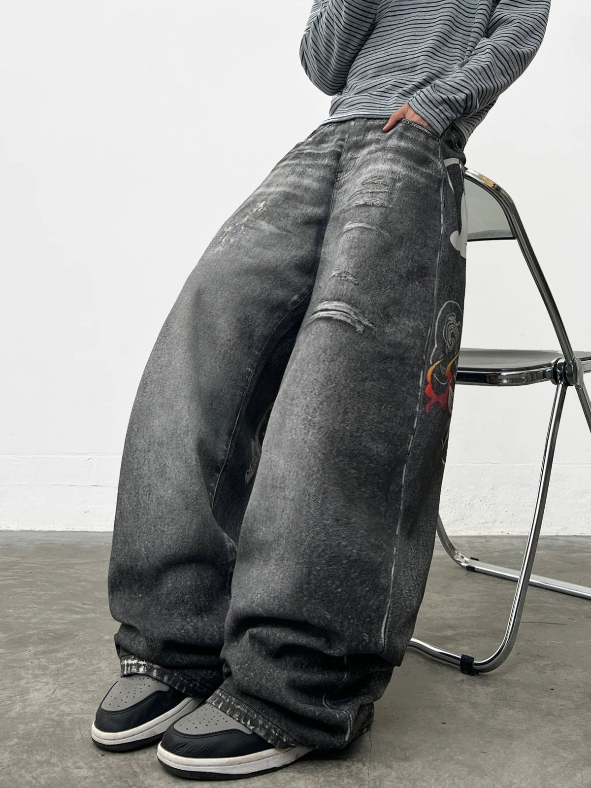 American Retro Skull Print Design Men's Loose Denim Jeans Y2K Street Hip-Hop Fashion Versatile Wide-Leg Pants Halloween Vibe