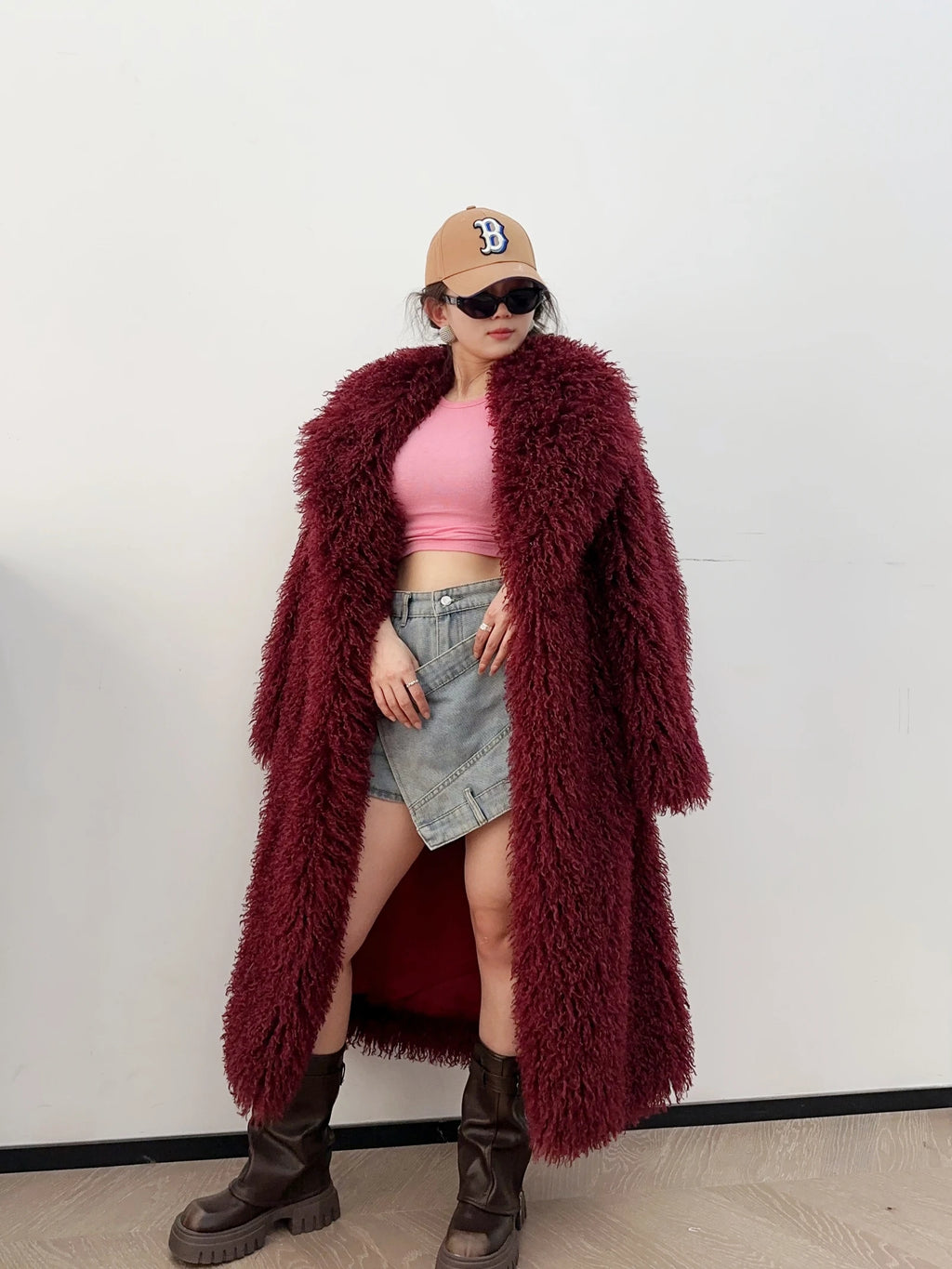 New Colorful Fahionable Faux Fur Mongolian Jacket Long Tailored Collar Plush Winter Coat for Women Elegant Loose Fit Outerwear