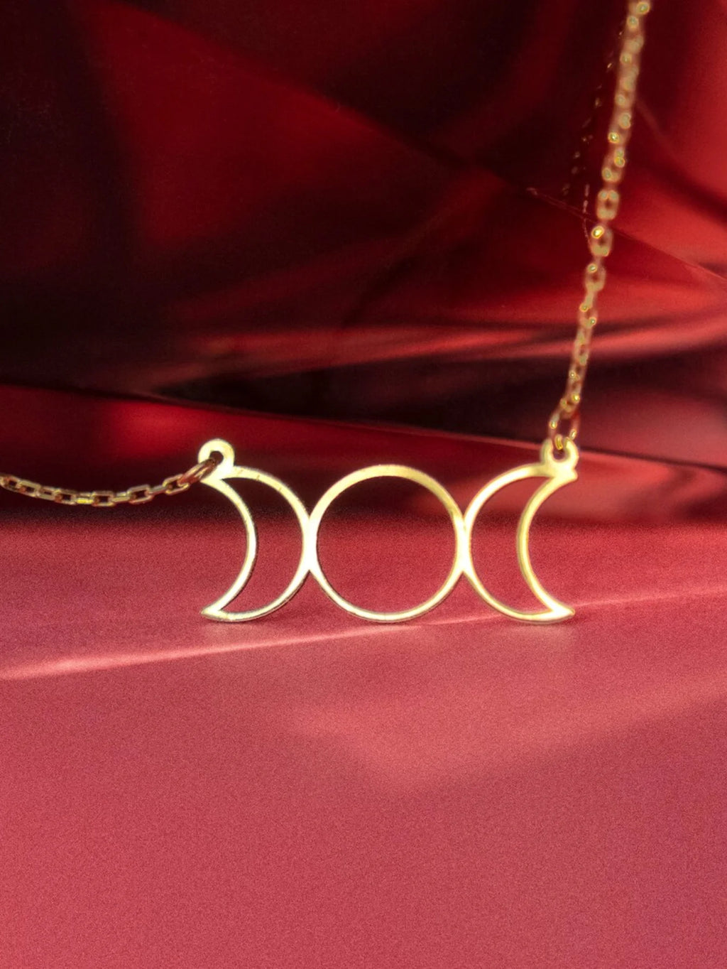 Triple Moon Goddess Sun Pentagram Stainless Steel Hecate Necklaces Witch Luna Necklace Jewelry esotericos y brujeria