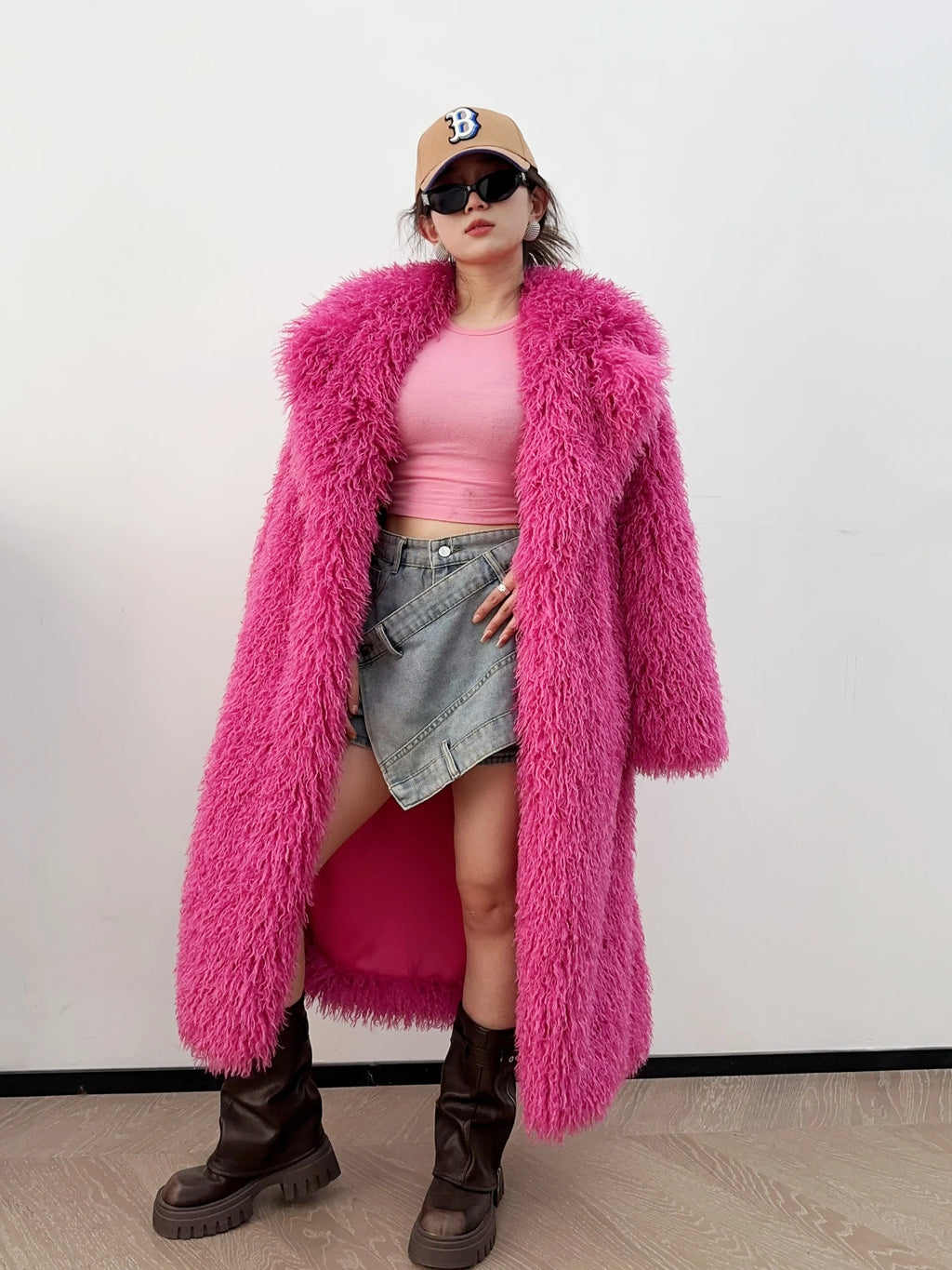 New Colorful Fahionable Faux Fur Mongolian Jacket Long Tailored Collar Plush Winter Coat for Women Elegant Loose Fit Outerwear
