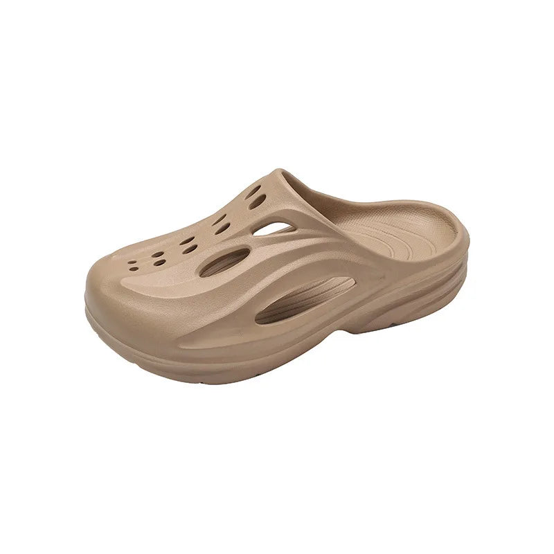 Thick-soled hole shoes men wear summer slippers stepping on shit hole shoes heightening slippers