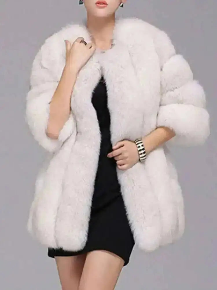 LANMREM 2024 Winter New Faux Fox Fur Coat Women Warm Long Sleeve Solid Color Temperament Luxury Jacket Coat Female Fashion 2W999