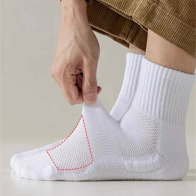 10/6/5/3/1 Pairs Thick-Soled Moisture Wicking Sports Socks with Cushioned Bottoms Perfect for Running and Professional Sports
