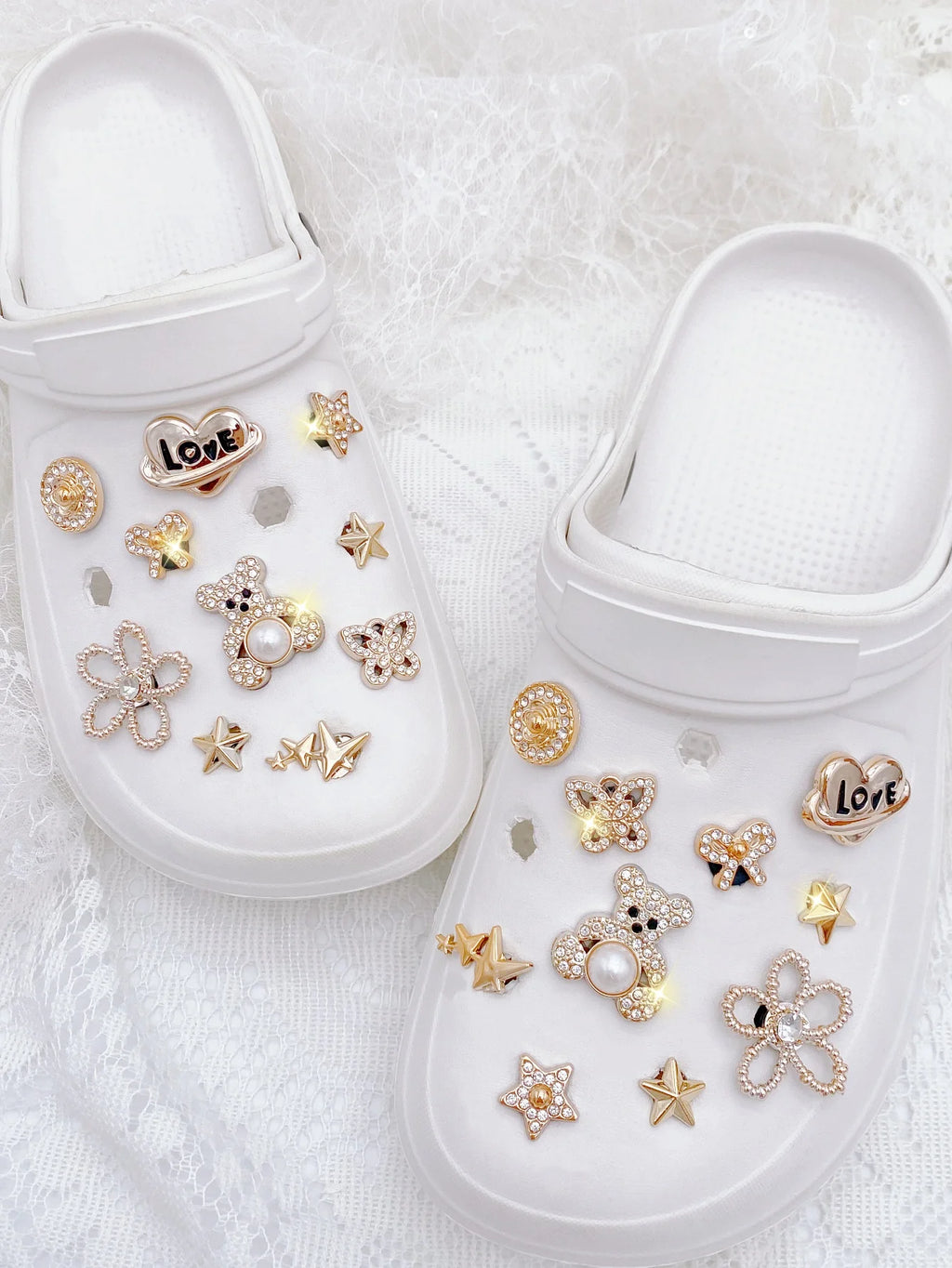 20pcs Trendy Gold Bear & Flower DIY Shoe Charms (ABS). Detachable Clog & Sandal Decorations for All Seasons. Excellent Small Hol
