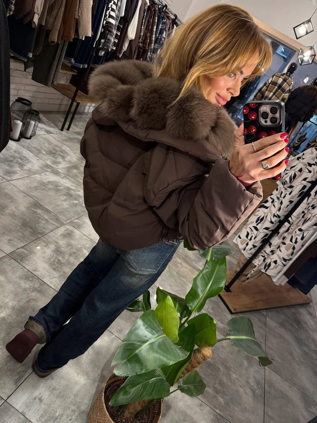 Women Cropped Puffer Jacket Long Sleeve Big Faux Fur Collar Snap Button Warm Winter Outerwear Fashion Casual Party Short Coat