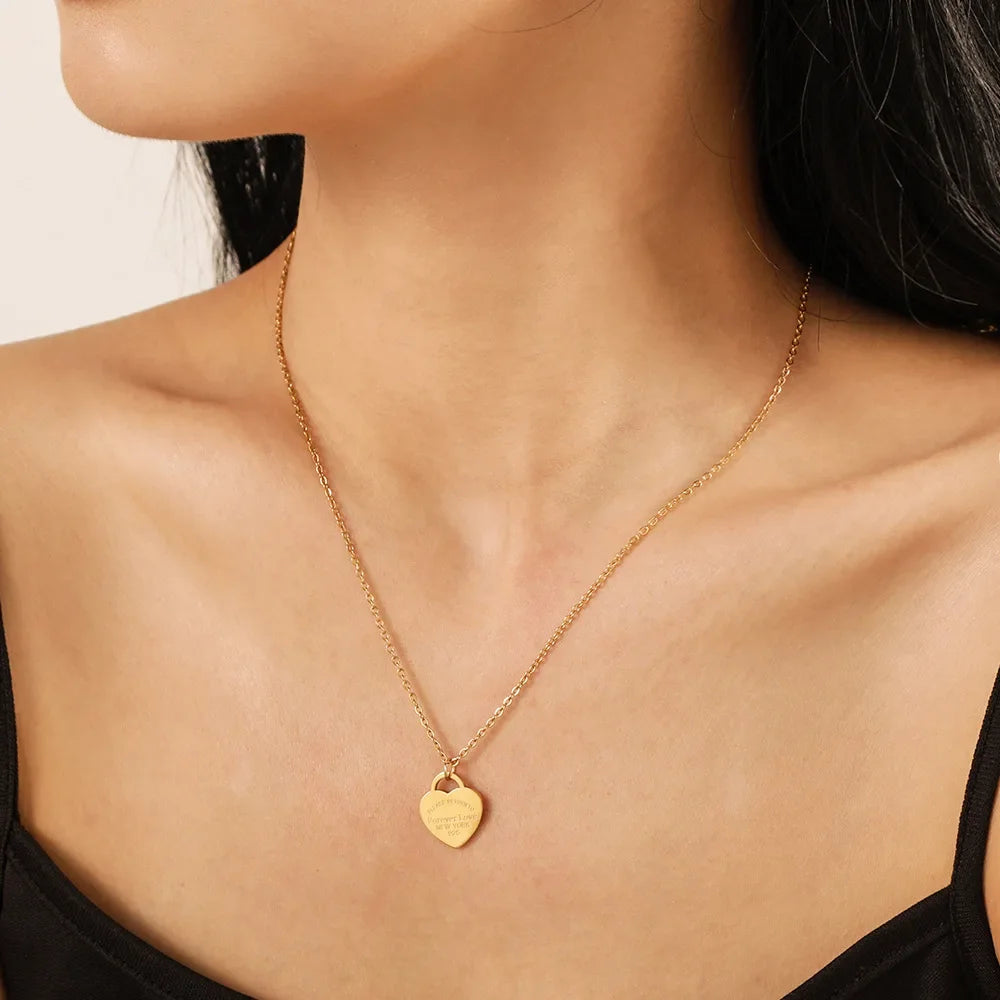 European and American Women's Fashion Titanium Steel Peach Heart Stainless Steel Forever Love Pendant Collarbone Chain Necklace