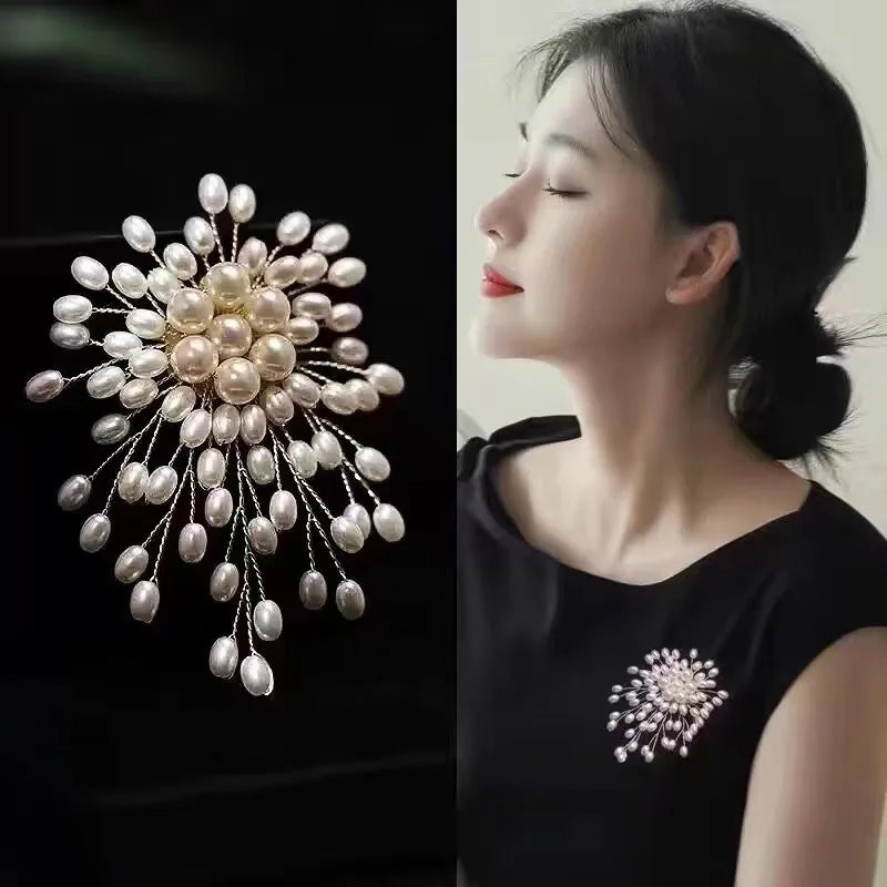 Fashionable Woven Imitation Pearls Brooch Lapel Pin Accessory for Business Meetings and Parties Elegant Wedding Jewelry New